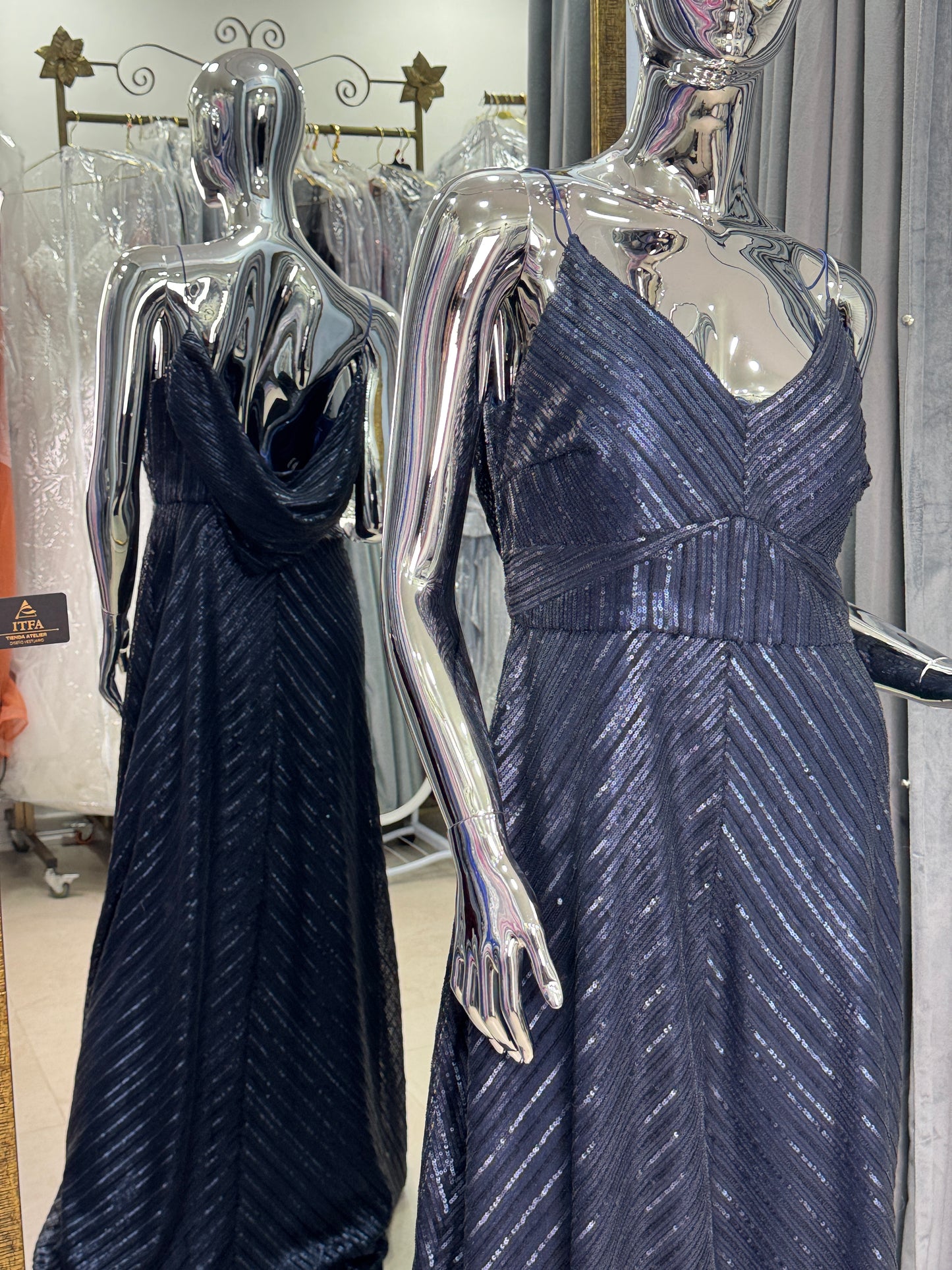 Vestido de Fiesta Largo Azul con Lentejuelas y Espalda Drapeada – Talla 10 🇺🇸