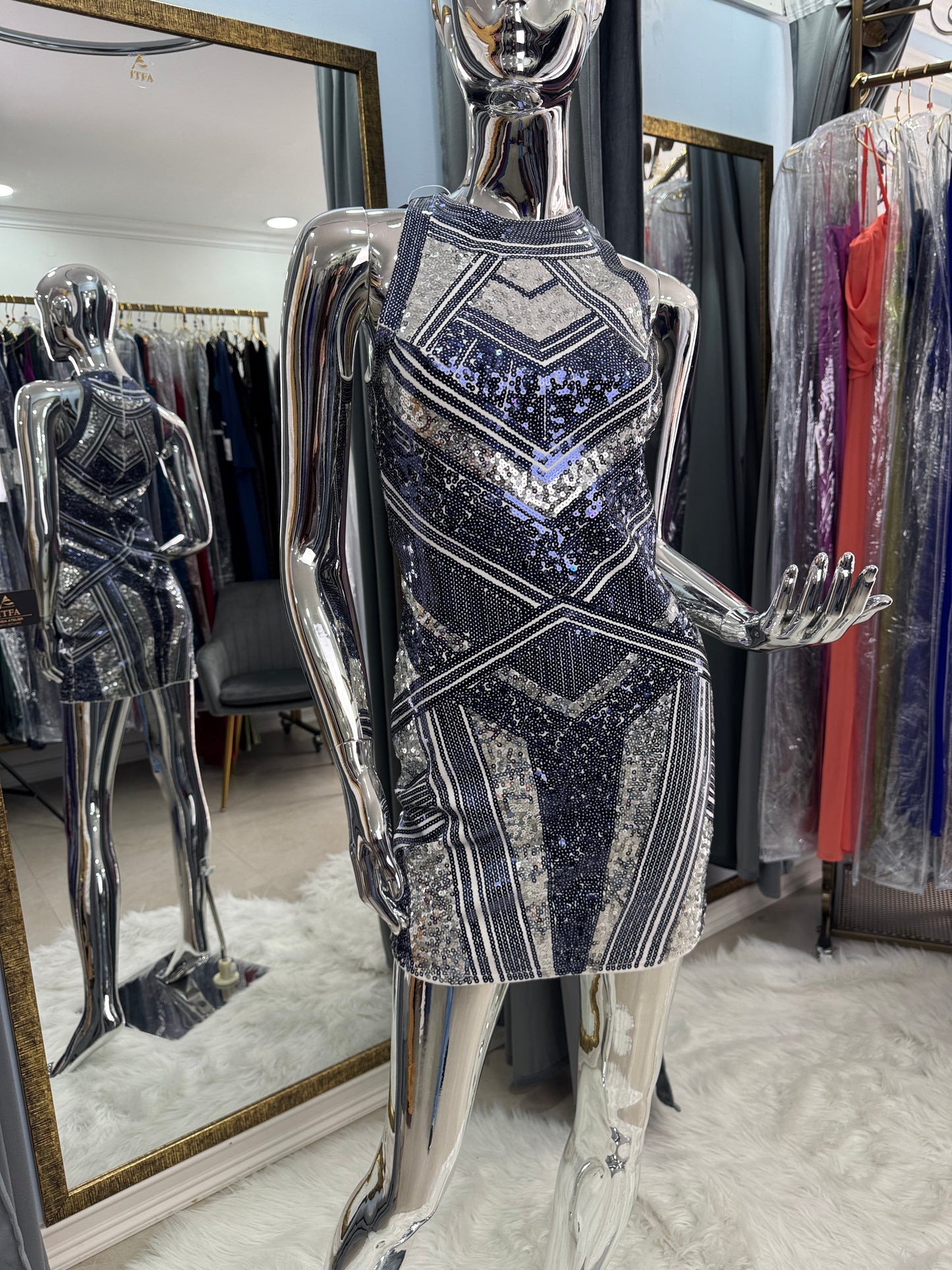 Vestido corto fiesta