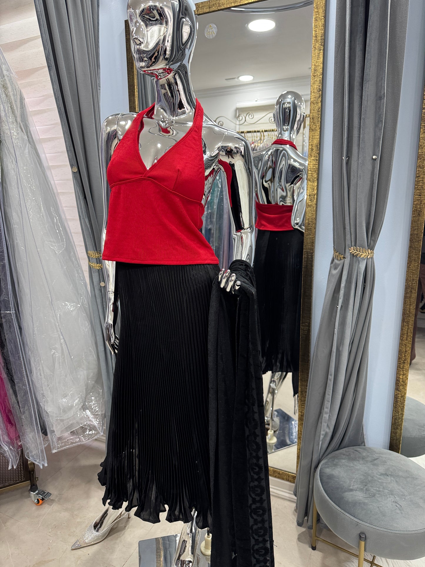 Top Peto Halter Rojo Elasticado
