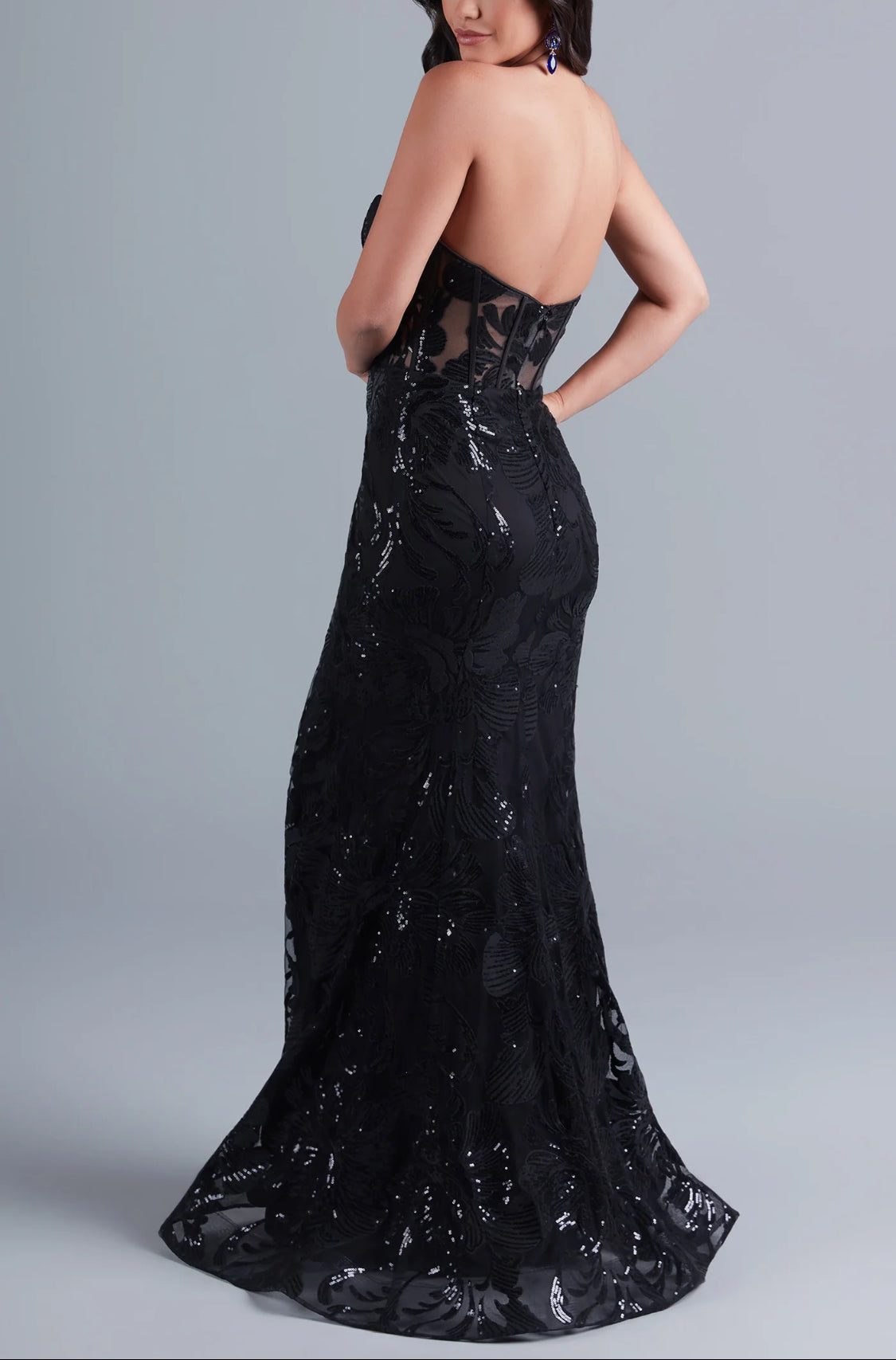 Vestido largo negro con corset transparente y lentejuelas – Tallas 4 y 8 USA
