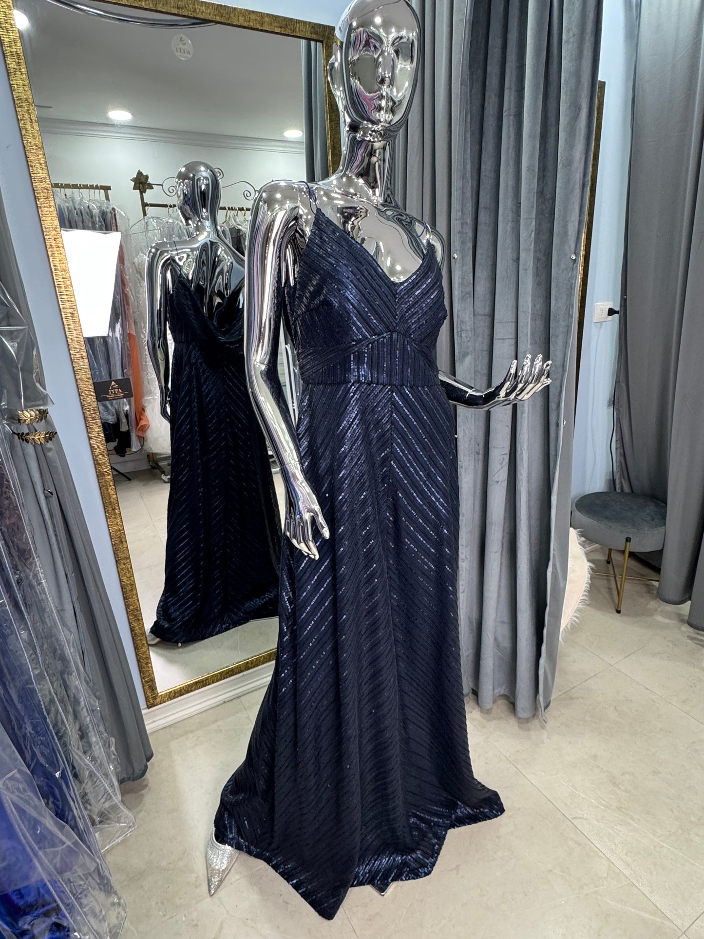Vestido de Fiesta Largo Azul con Lentejuelas y Espalda Drapeada – Talla 10 🇺🇸