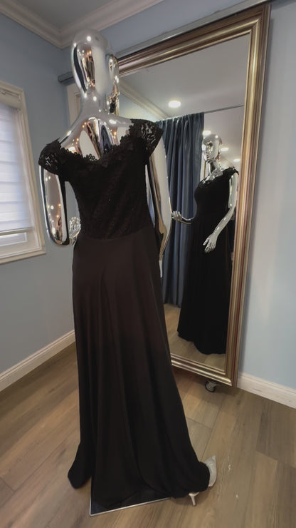 Vestido negro largo, modelo Paris.