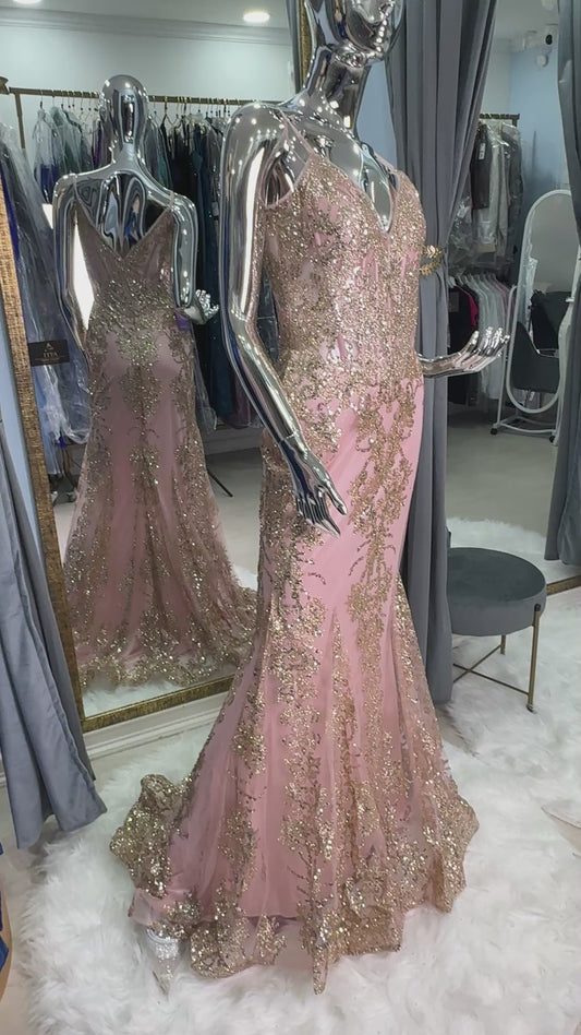 Vestido Rosa Empolvado con Corset y Falda Sirena